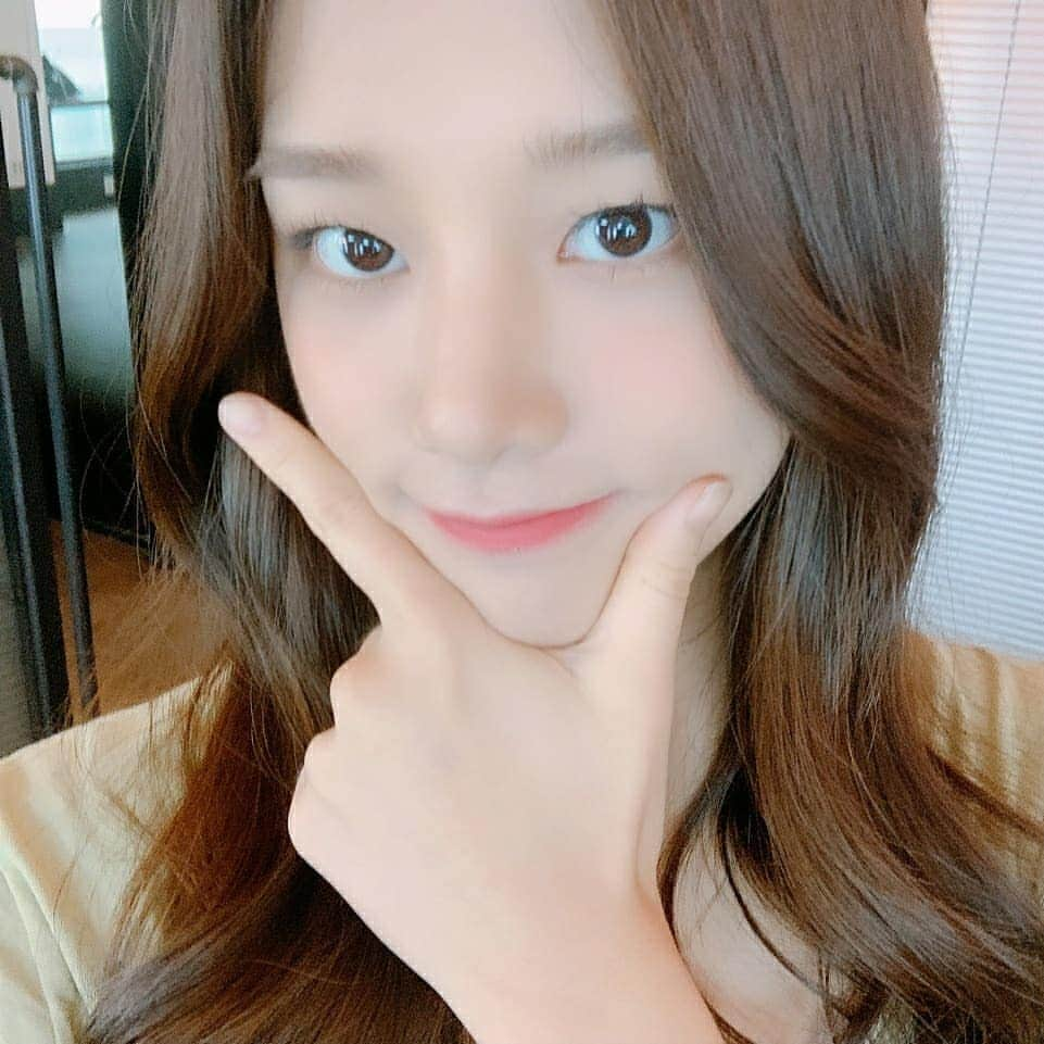 LABOUMさんのインスタグラム写真 - (LABOUMInstagram)「[#솔빈] 여러분 태풍 피해 없도록 모두 조심하세요🙏 힘들어도 조금 더 화이팅❣ 마스크도 꼭꼭!   #라붐 #LABOUM #SOLBIN」9月2日 17時45分 - officiallaboum