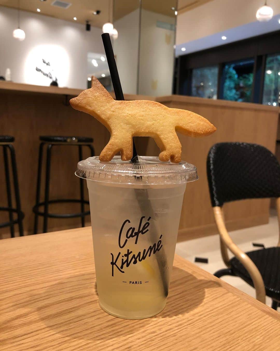 加藤るみさんのインスタグラム写真 - (加藤るみInstagram)「🍋🦊 キツネのクッキー可愛すぎて 食べるのがもったいなかった👀 でも食べた👀 #cafekitsune  #kyoto」9月2日 17時47分 - rumicinema
