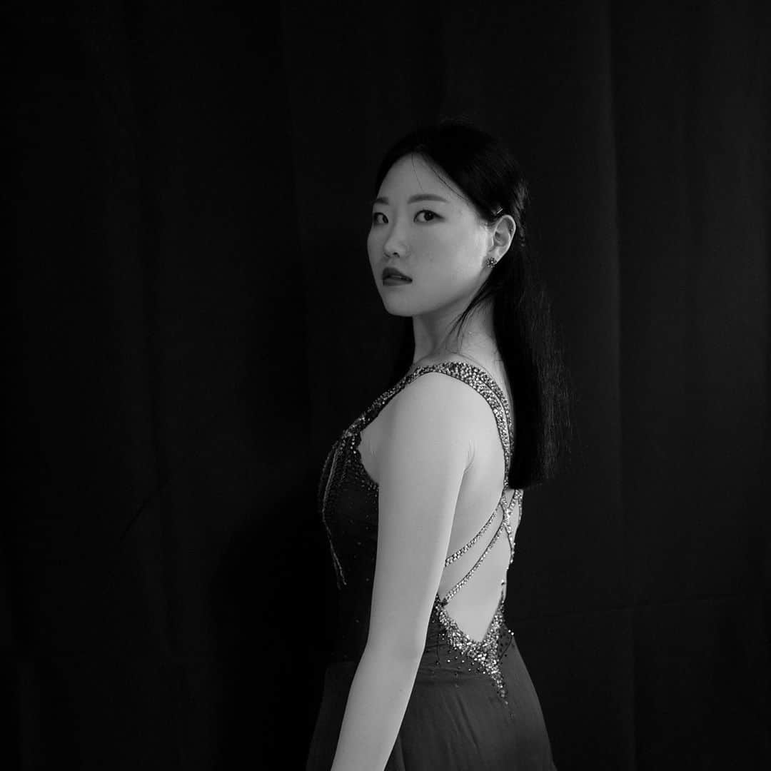 金海珍のインスタグラム：「The Umbrellas Of Cherbourg☔️ 2014년 그리고 2020년 . . #HaejinKim #theumbrellasofcherbourg」