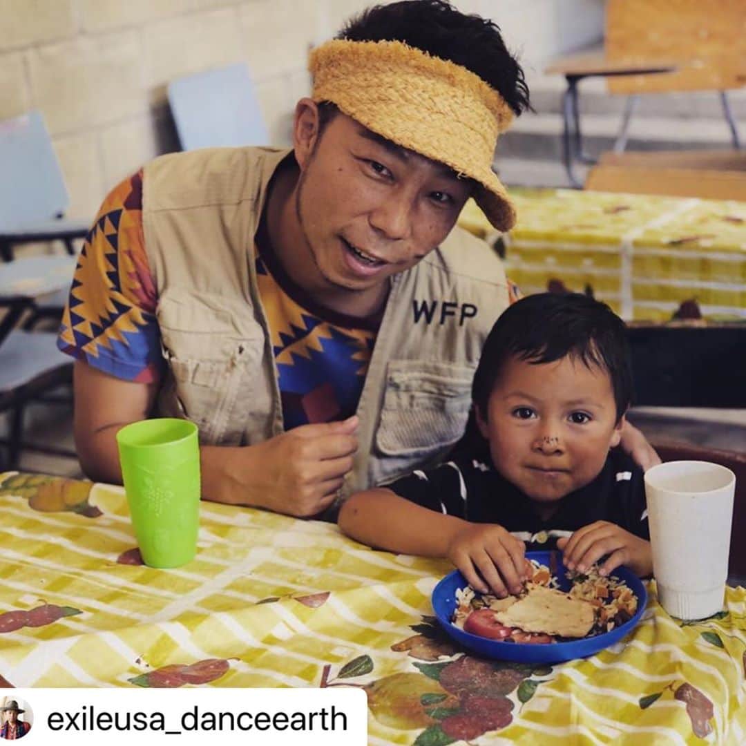 のインスタグラム：「USAさん、Repostで参加させていただきます！ ..  #Repost @exileusa_danceearth with @make_repost ・・・ 僕がサポーターを務める国連WFPで、本日よりゼロハンガーチャレンジが始まりました！  今日はお昼ごはんに野菜カレーを食べました！ きれいに完食です♪  この投稿をリポストしていただくと、飢餓で苦しむ子どもたちの学校給食4食分が寄付されます。 また、皆さんも本日から10/31までのキャンペーン期間中、この3つのハッシュタグをつけて食品ロス削減の取り組みを投稿していただくと、子どもたちの給食支援につながりますので、ぜひ投稿してください！！  #食品ロスゼロアクション #ゼロハンガー2020 #国連wfp」