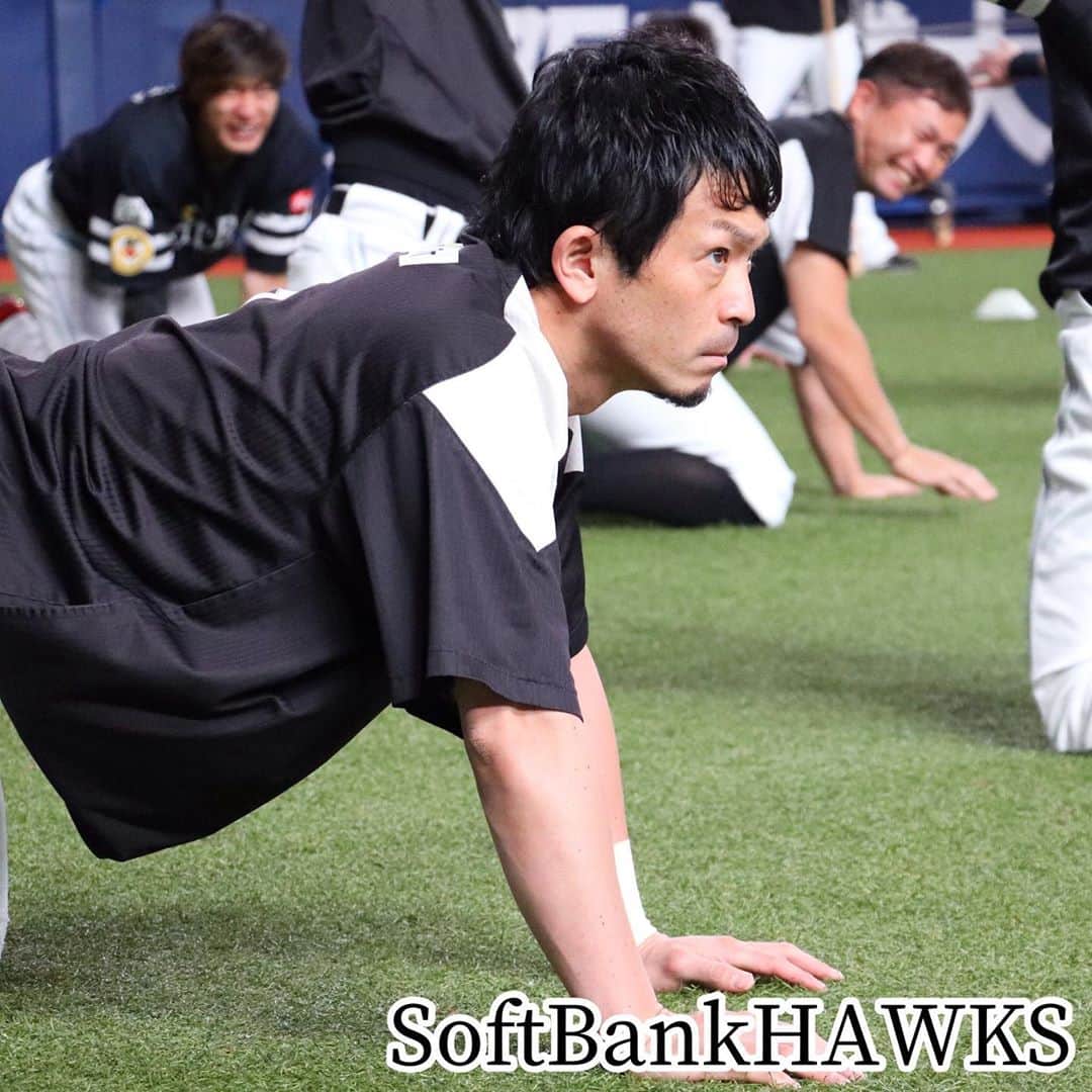 福岡ソフトバンクホークスさんのインスタグラム写真 - (福岡ソフトバンクホークスInstagram)「#practicephoto #2020年9月2日 #vsオリックスバファローズ #京セラドーム大阪 #softbankhawks #ホークス #s15」9月2日 18時14分 - softbankhawks_official