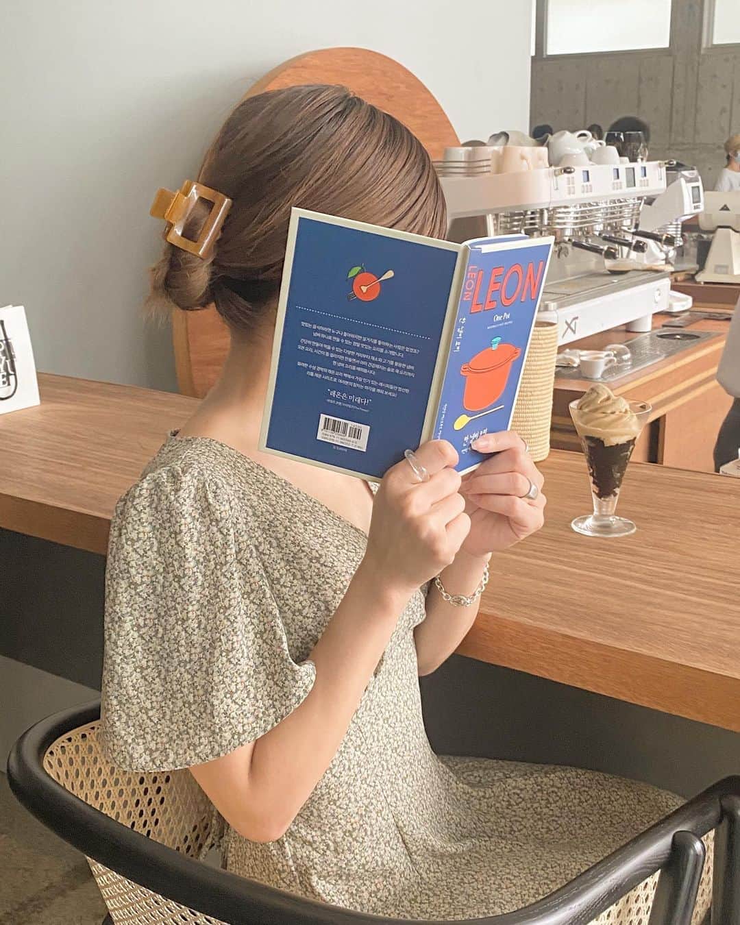 岡元優香のグルメインスタ