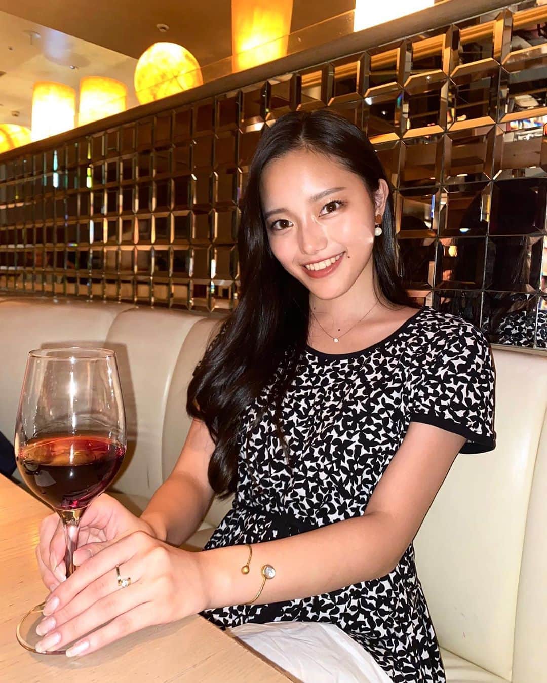 篠りさ子のグルメインスタ