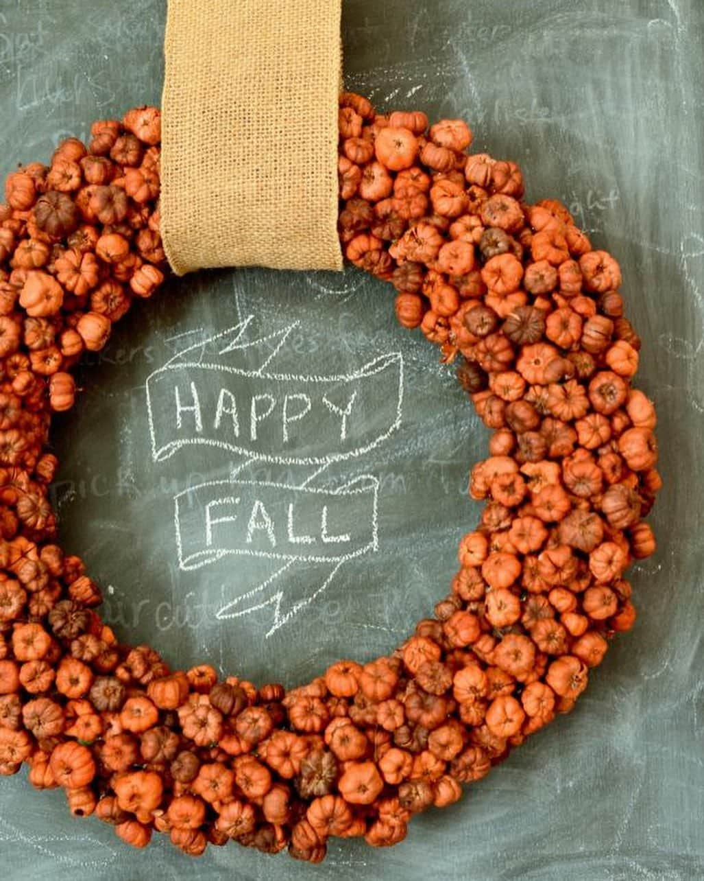 HGTVさんのインスタグラム写真 - (HGTVInstagram)「Set the stage for a picture-perfect fall with our favorite ways to deploy pumpkins as decor. 🍂 We found 30 chic, crafty and creative ways to decorate with pumpkins, and you can find each and every one of them at the link in our profile. 🔝 🎃⁠⠀ ⁠⠀ #fall #autumn #pumpkins #decorativegourdseason⁠⠀」9月3日 1時18分 - hgtv