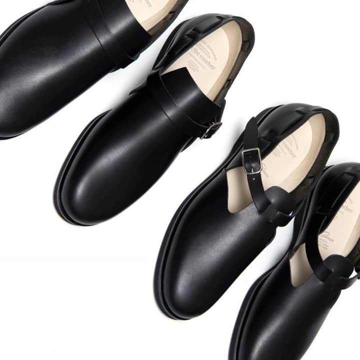 UOMOさんのインスタグラム写真 - (UOMOInstagram)「【今買って、秋も使える黒い靴。サンダル感覚で履ける大人の上品レザーシューズ】  フットザコーチャーからサンダル感覚で合わせられるレザーシューズが発売。ドレスシューズを踏襲したクラシカルなフォルムだがイージーに着用できる、まさに痒いところに手が届く1足だ。  #uomo #uomomagazine #webuomo #革靴 #FOOTTHECOACHER #フットザコーチャー #サンダル #SINGLESTRAPSHOES #シングルストラップシューズ #スリッポン #TSTRAPSHOES #Tストラップシューズ #fashion #mensfashion #mensstyle #89756」9月2日 20時00分 - uomo_magazine
