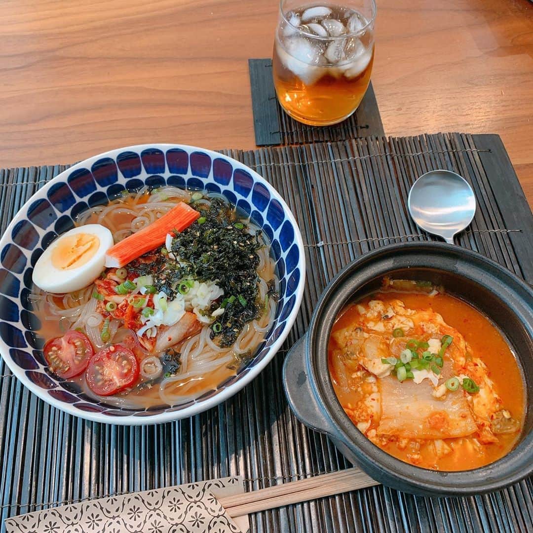 のインスタグラム：「おつかれーめん♡ しつこいほどに韓国🇰🇷 冷麺✖️スンドゥブ🇰🇷 #韓国#今はI-LANDにハマってる」