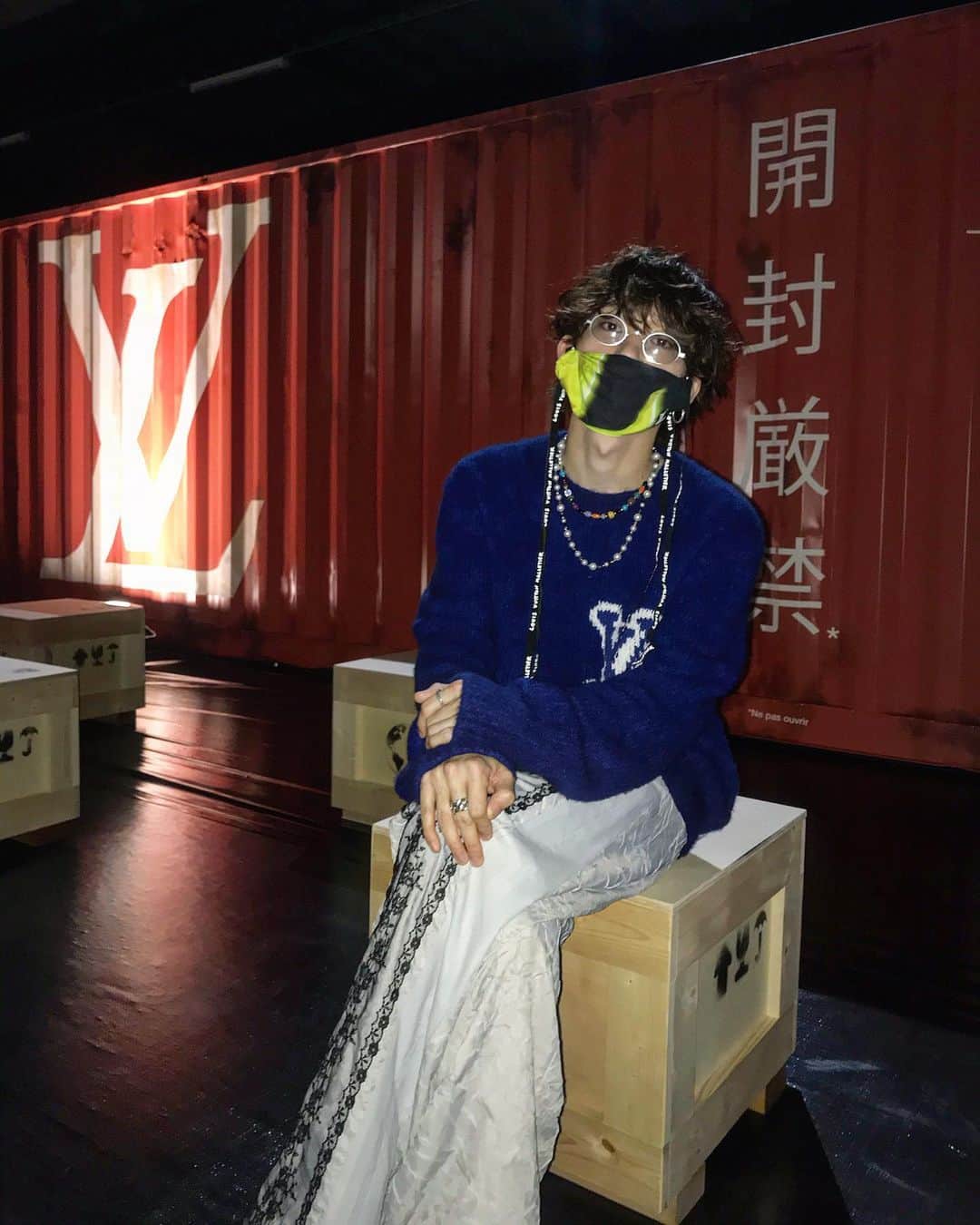 花沢将人のインスタグラム：「LV 21SS MEN'S CORRECTION SHOW🦆 @louisvuitton @virgilabloh」