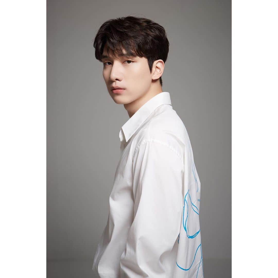 VIXXさんのインスタグラム写真 - (VIXXInstagram)「. HYUK New Profile Bonus Cut📸 . #빅스 #VIXX #혁 #HYUK #한상혁」9月2日 21時05分 - vixx_stargram