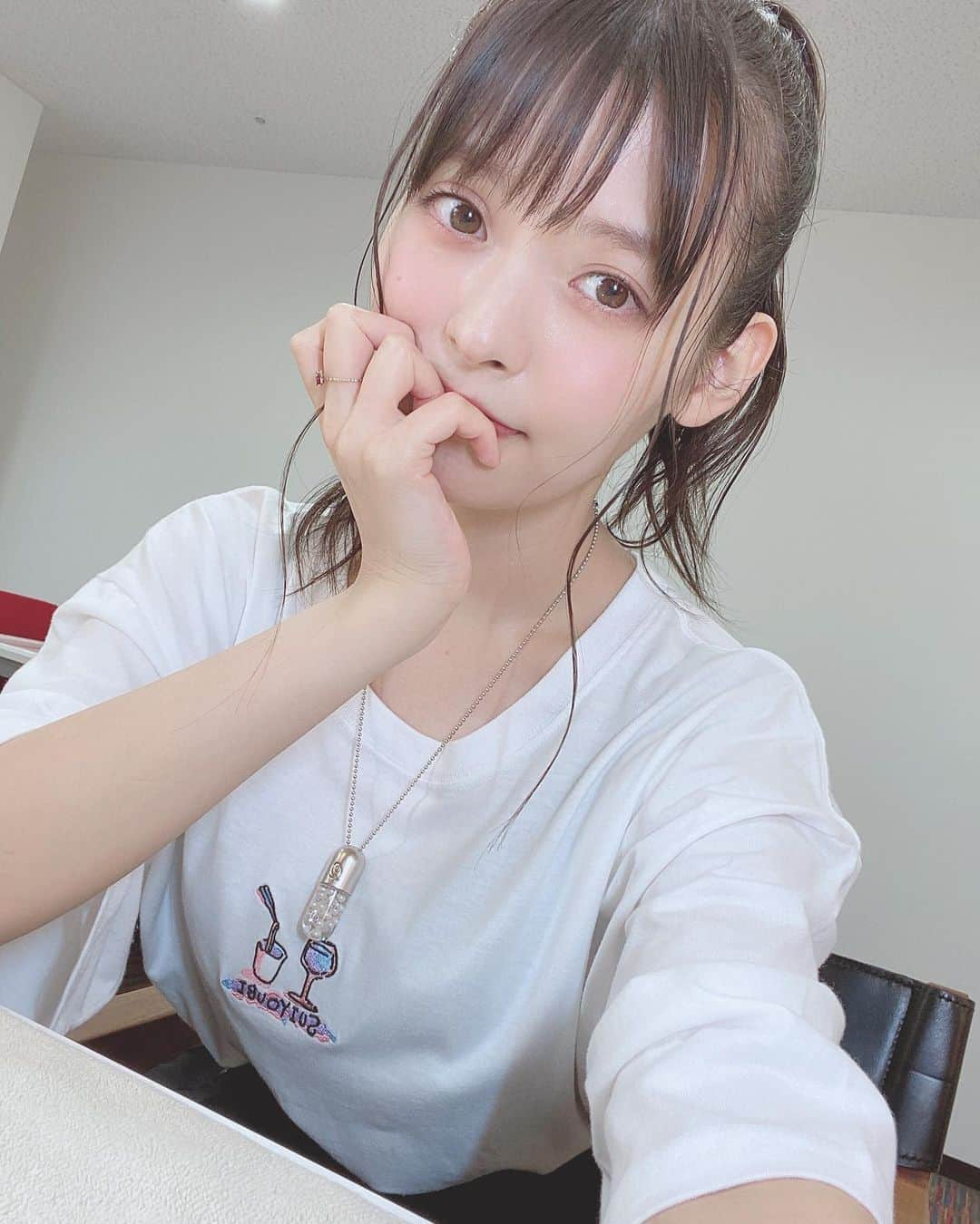 上坂すみれさんのインスタグラム写真 - (上坂すみれInstagram)「きょうも22時から夜あそびですよ〜！ ストーリーも投稿してみましたぞ！ストーリーってむずかしいんですぞ！  #小松上坂と夜あそび #上坂すみれ」9月2日 21時30分 - uesaka_sumire