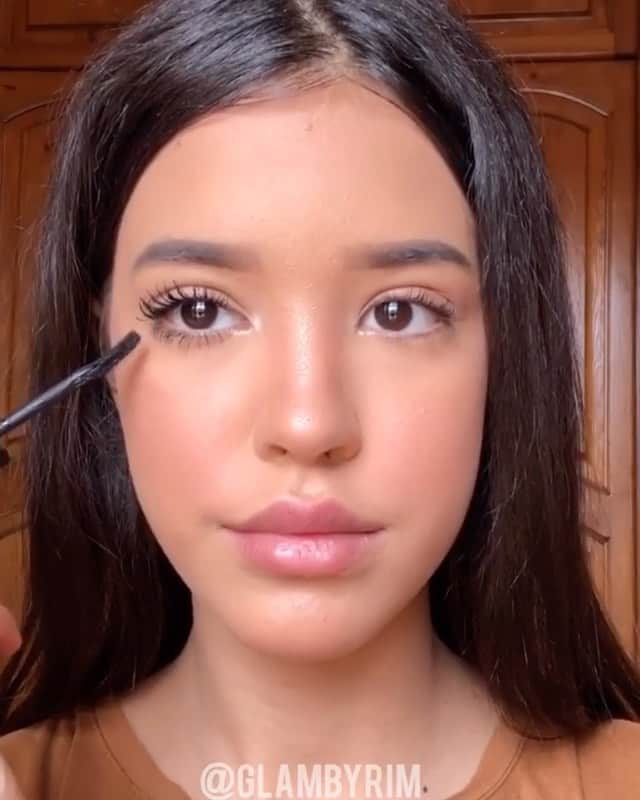 のインスタグラム：「Wow! Those lashes are GOALS! So happy you love it darling @glambyrim!!❤️ repost @glambyrim  #LEGITLASHES Let me tell you that this mascara is amazing! Everything in this mascara is bomb , the packaging , the brushes and the formula! I’m in love 😍 I love the effect, the finish and the texture! This mascara creates a dramatic and voluminous effect! This LEGIT LASHES MASCARA DESERVES an OSCAR ! You guys should definitely get yours!」