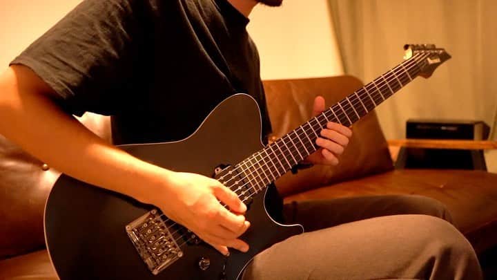 のインスタグラム：「RUNNERS-Hi - In the end of summer (Guitar solo)  #RUNNERSHi #Intheendofsummer #ibanez #FR6UCS  #BIASFX #EZdrummer2 #POPPUNKEZX」