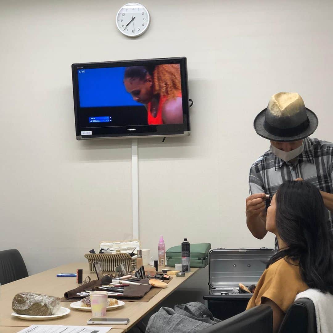 伊達公子さんのインスタグラム写真 - (伊達公子Instagram)「US OPEN2020大会3日目 1回戦を2日間で終え、日本人では大坂なおみ選手のみが2回戦へ。 なおみちゃんと土居ちゃんの試合はいい試合でしたね。 そして今日の西岡良仁くんはマレーに2セットアップからの逆転負け。悔しい負けです… 添田くんは久々の本戦での戦いでした。 日比野菜緒ちゃん…きっとかなり悔しいことでしょう。内山くん、くるみちゃん、太郎くん、杉田くんたちにも気持ちを切り替えて次にぶつけてもらいましょう。 #伊達公子 #kimikodate #テニス #テニスプレイヤー #テニスプレーヤー #tennis #tennisplayer #instatennis #usopen #usopen2020 #全米オープンテニス #全米オープンテニス2020 #wowow #wowowtennis #大会3日目 #日本人選手」9月2日 22時22分 - kimiko.date