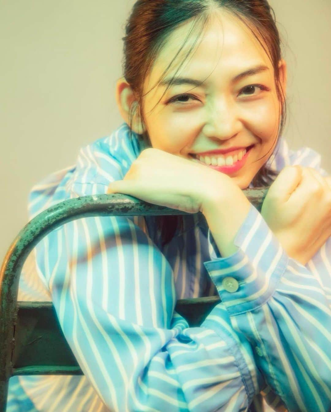 仲美咲さんのインスタグラム写真 - (仲美咲Instagram)「とてもドラマチックになりました💙💕 . @you_is26 📷 @melody_hana 💄」9月2日 22時34分 - naka_misaki_