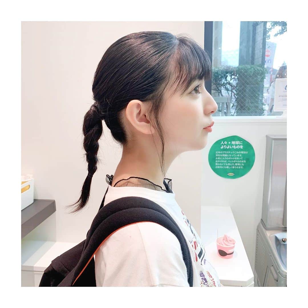 坂元葉月さんのインスタグラム写真 - (坂元葉月Instagram)「﻿ hair arrange.👶🏻🍦﻿ ﻿ ﻿ 可愛い髪の毛してもらいました～～嬉﻿ これやってみたかったのだよ﻿ ﻿ ﻿ #hairarrange ﻿ #ヘアアレンジ #ポニーテール #三つ編み」9月2日 22時54分 - wasuta_hazuki_sakamoto