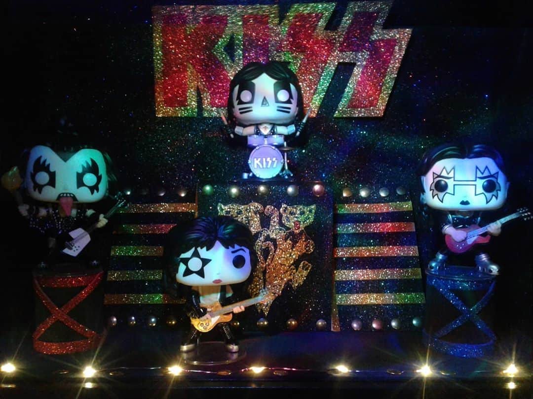 KISSさんのインスタグラム写真 - (KISSInstagram)「#KISSARMYROCKS! Check out Luis C.'s cool #KISS Pops Alive II stage display!  Have you made any KISS displays, #KISSARMY? Send to us at KISSOnline.com/letters」9月3日 9時04分 - kissonline