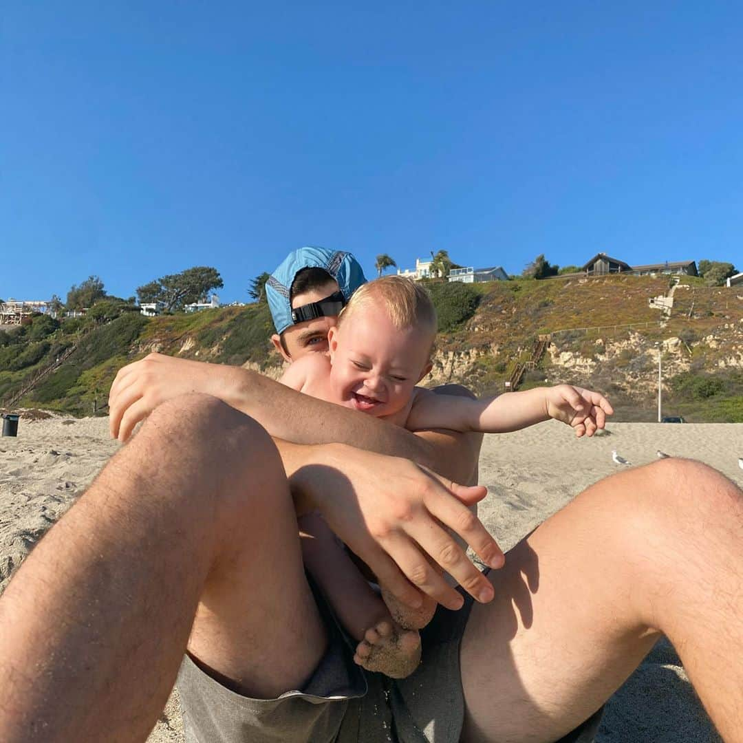 ナッシュ・グリアさんのインスタグラム写真 - (ナッシュ・グリアInstagram)「Beach bumz ☀️」9月3日 9時16分 - nashgrier