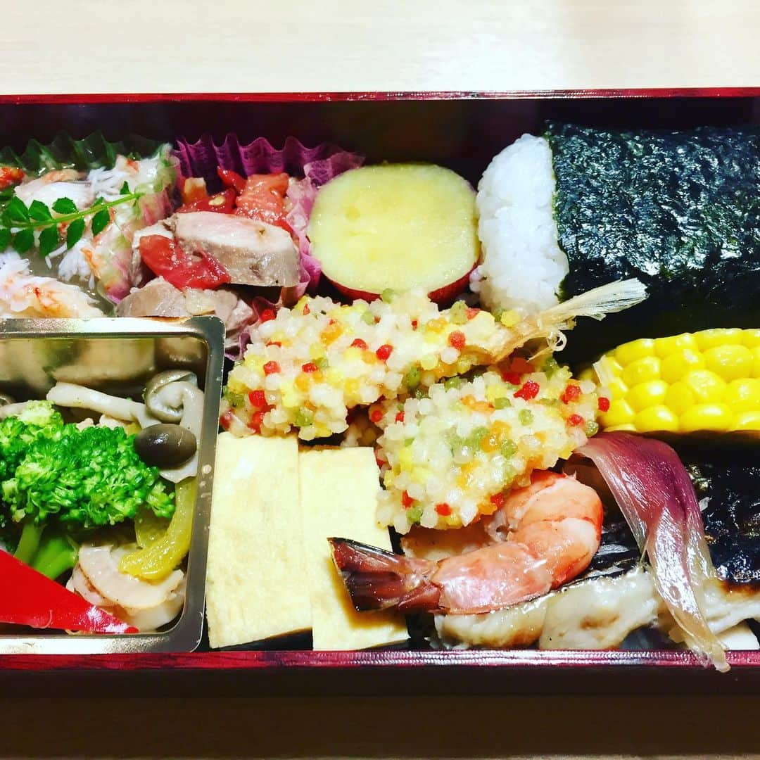 栗原英雄さんのインスタグラム写真 - (栗原英雄Instagram)「#大地 大阪公演中のお弁当」9月3日 9時17分 - hideokurihara