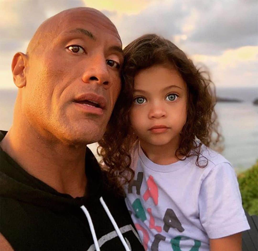 People Magazineさんのインスタグラム写真 - (People MagazineInstagram)「Dwayne Johnson and his family have tested positive for the novel coronavirus. 💔 "I could tell you that this has been one of the most challenging and difficult things we have ever had to endure as a family, and for me, too, personally as well," the star revealed in an Instagram video. Tap the link in our bio for the full story. |#Regram, @therock」9月3日 9時23分 - people