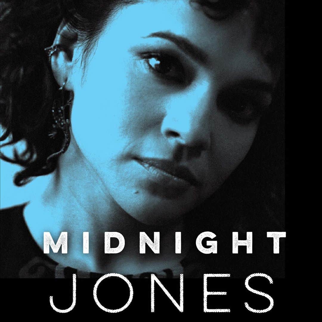 ノラ・ジョーンズさんのインスタグラム写真 - (ノラ・ジョーンズInstagram)「CURRENT MOOD: Midnight Jones   Link to listen in bio.」9月3日 9時41分 - norahjones