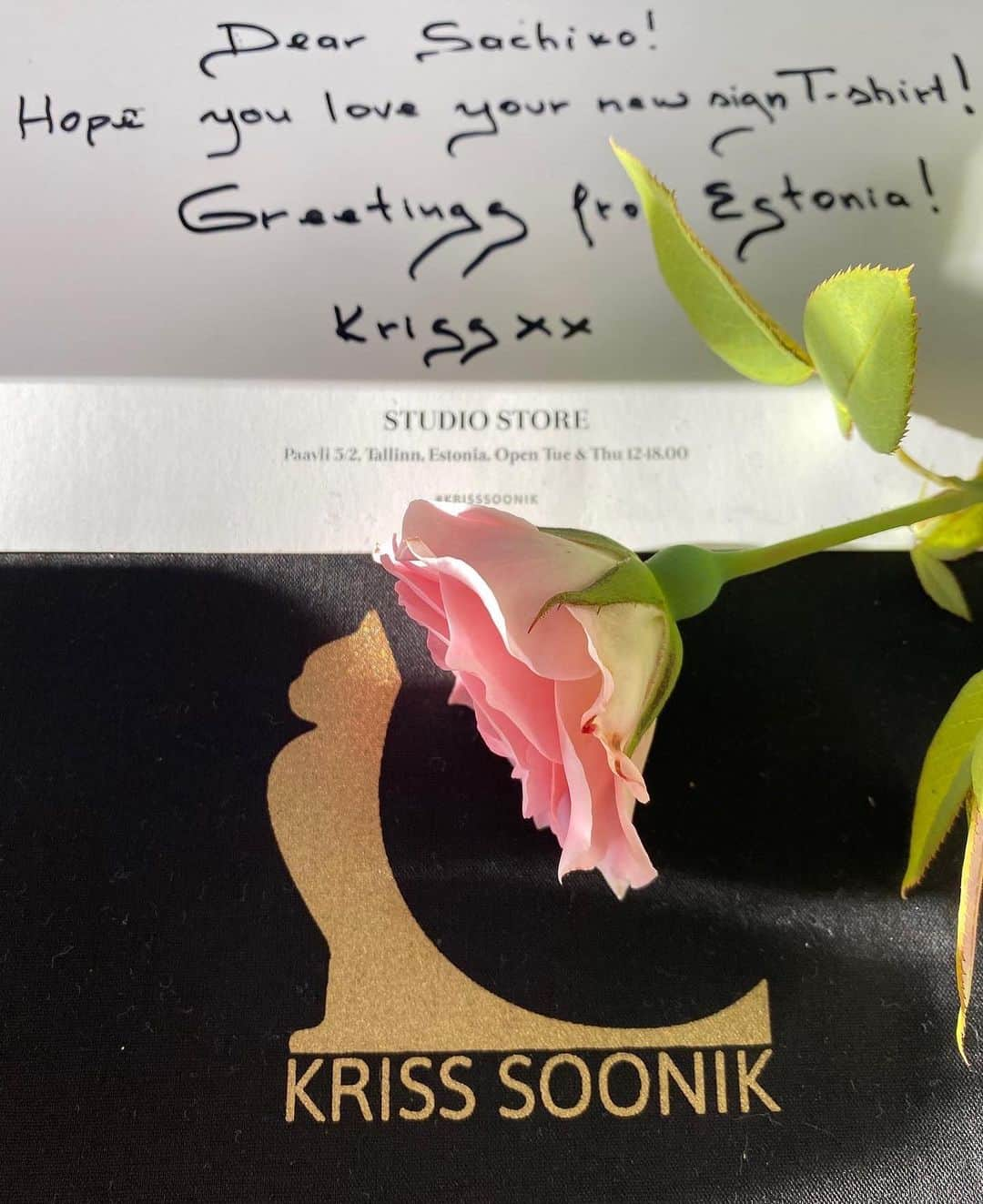 Sachiko Omoriさんのインスタグラム写真 - (Sachiko OmoriInstagram)「Greetings from Estonia 🌹🇪🇪🌹 Thank you! #krisssoonik #krisssoonikjapan #krisssoonikloungerie  #Libra」9月3日 1時27分 - sachikogarcia_