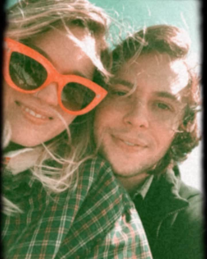 キートン・ストロンバーグのインスタグラム：「HAPPY BIRTHDAY @tiffanystringer!!! You made it. 23. The big one. I love you so much! You are the chicken to my nugget. The icing to my (burnt) cinnamon roll. The sun to my moon. I love being with you and doing cool shit together, and I love all of the adventures that you take me on. Thank you for being you. I love you so so so much 🥰🎈🎉🎁🎂🍑」