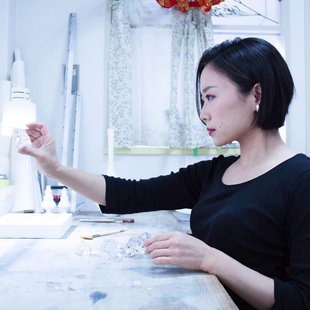 タピエスタイルさんのインスタグラム写真 - (タピエスタイルInstagram)「BELLEZZA Glass Jewelry”はガラス作家としてアート作品を発表し続けている十川賀菜子氏によって"BELLEZZA Art and Glass Studio"のオリジナルブランドとして誕生しました。  ガラスアートを見に纏うような感覚です。 BELLEZZA Glass Jewelryの アクセサリーのお求めは  タピエスタイル京都店 タピエスタイル大阪LUCUA1100店 タピエスタイルオンラインショップ  よろしくお願い申し上げます。」9月3日 2時03分 - tapiestyle