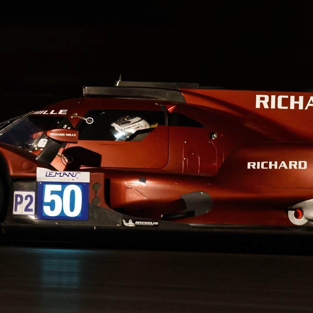 のインスタグラム：「2/3  In @elms_official our starting number is #50 🏁 During @24heuresdumans our number will also be #50 so always watch out for us with the red beast 🏁💨❤️ 📸 x @boniphoto  #sophia #sophia99 #changeagent #racing #racegirl #elms #lemans #richardmille #motorsport」