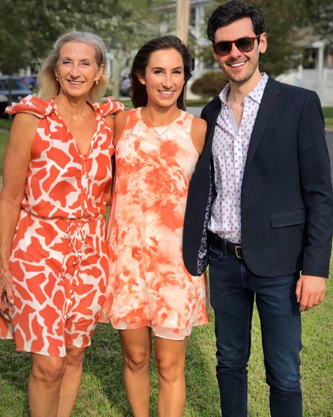 ブレンダン・ロビンソンさんのインスタグラム写真 - (ブレンダン・ロビンソンInstagram)「Family Night Out was a success!!  . . . #family #together #couple #love #summer #nightout #dinnerout #capemay」9月3日 2時13分 - brendanrobinson