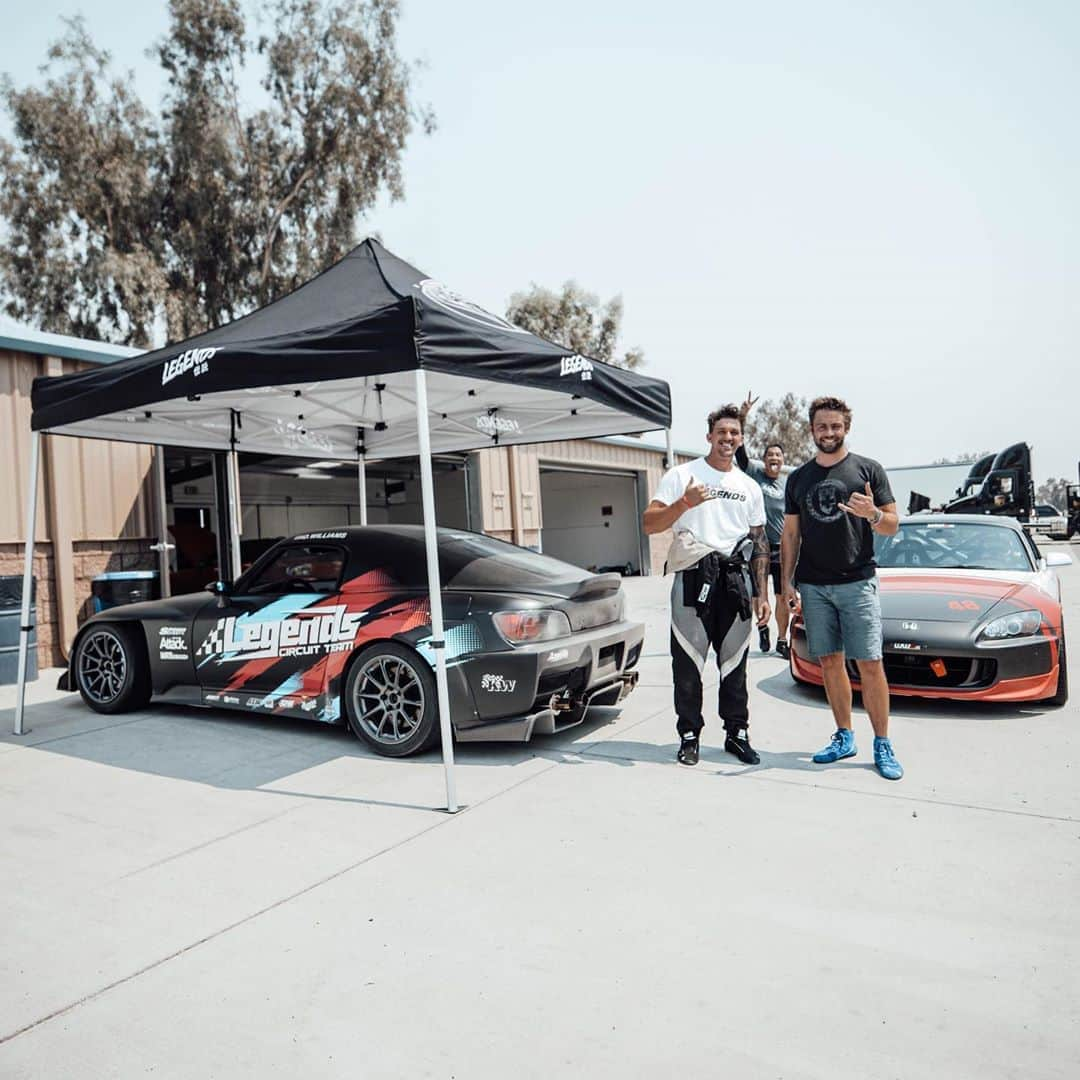 コーディー・ウォーカーさんのインスタグラム写真 - (コーディー・ウォーカーInstagram)「Epic day at ButtonWillow! Both @dustiinw and myself were testing our s2000’s with some new modifications 😬 As always great to be with the @wrteknica team 👊#fullsend #ohshit #whoops #itllbuffout🤕 #s2k #s2000 #ap2 #ap1 #spoon #honda #jdm #tuner #trackday」9月3日 3時01分 - codybwalker