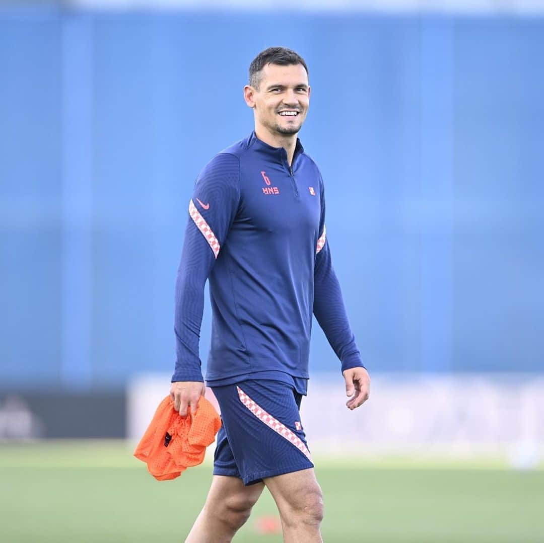 デヤン・ロヴレンのインスタグラム：「😁💪🏻」