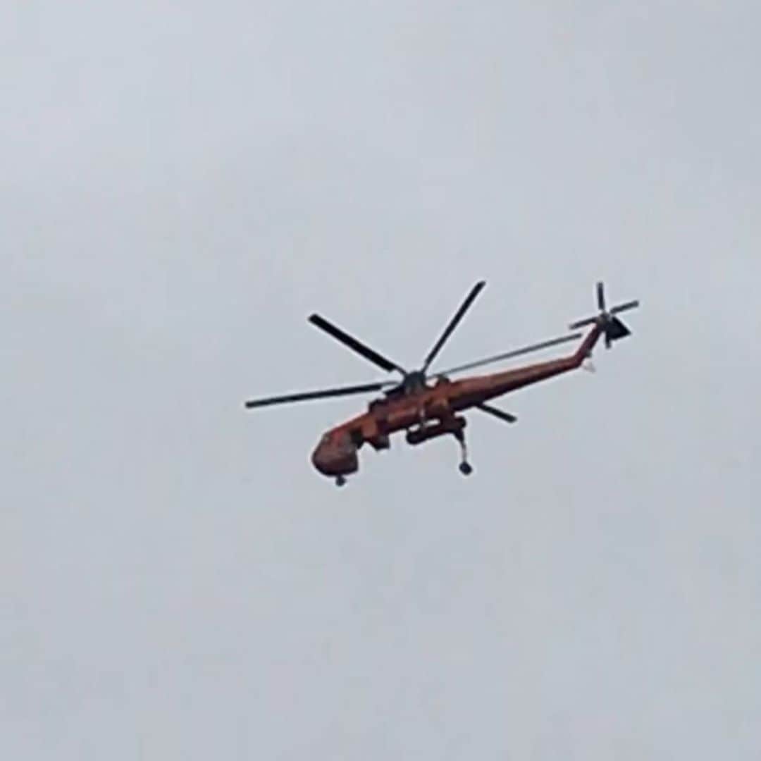 sevimli_hayvanlar34さんのインスタグラム写真 - (sevimli_hayvanlar34Instagram)「I saw this helicopter on my run today cool #helicopter」9月3日 5時57分 - rodeubanks