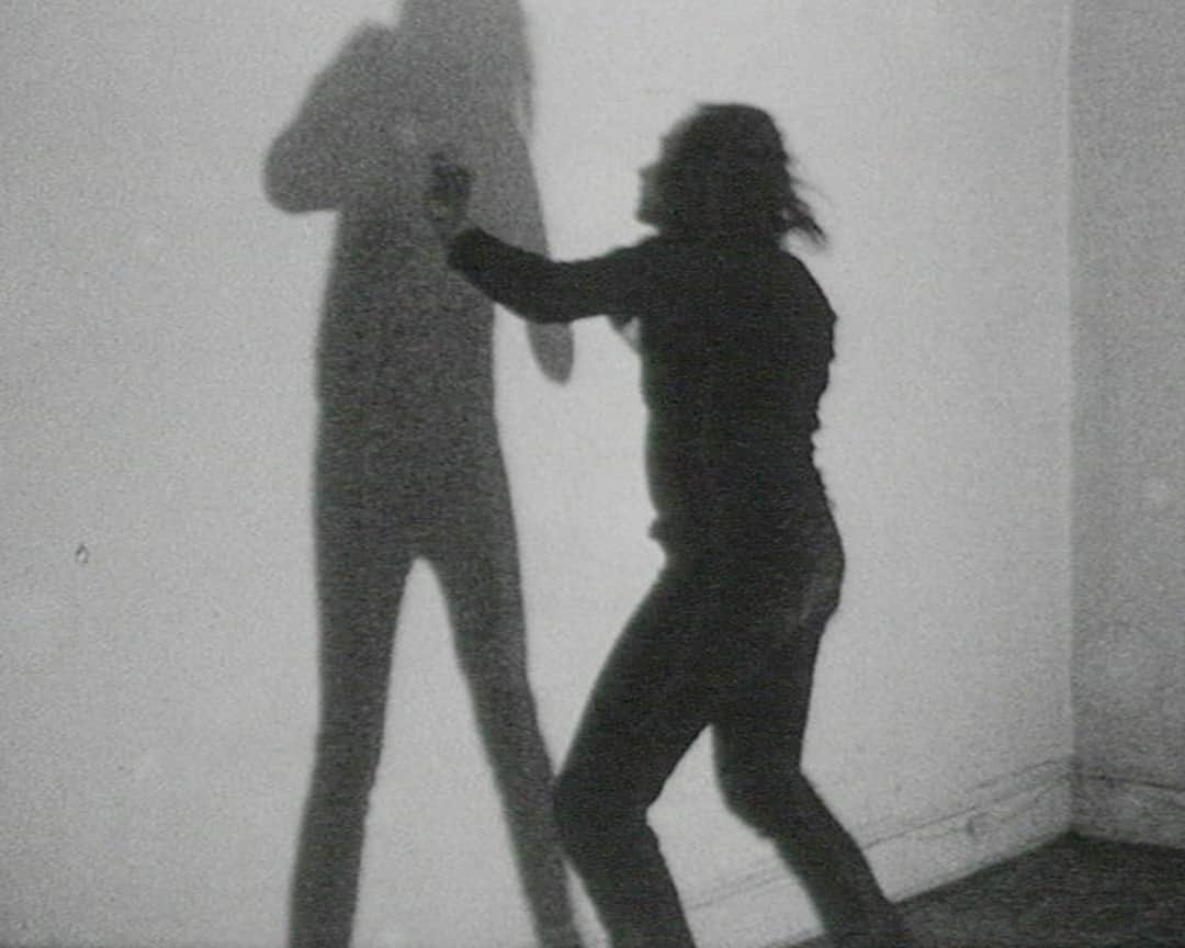エルエヌシーシーさんのインスタグラム写真 - (エルエヌシーシーInstagram)「LN-CC Inspiration: Shadow-Play by Vito Acconci, 1970. #Archive」9月3日 6時00分 - thelncc