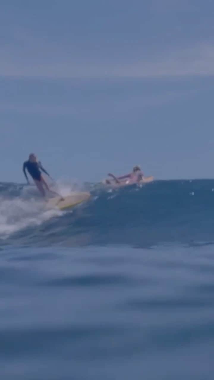 のインスタグラム：「Dreamy days 🌙 dusted off dads first board for funsliding Vid - @whereswalle」