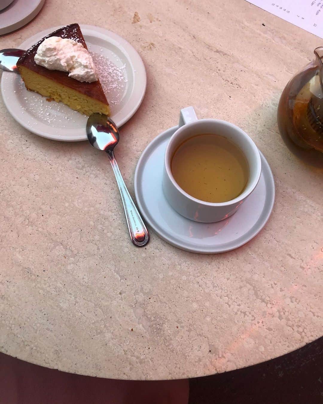佐々木千絵のインスタグラム：「Sometimes I need sweets time with my dear friends.  今の状況では、とても貴重な友達との時間。 十分気をつけながら💦 #sweets  #girls #友達 #LA」