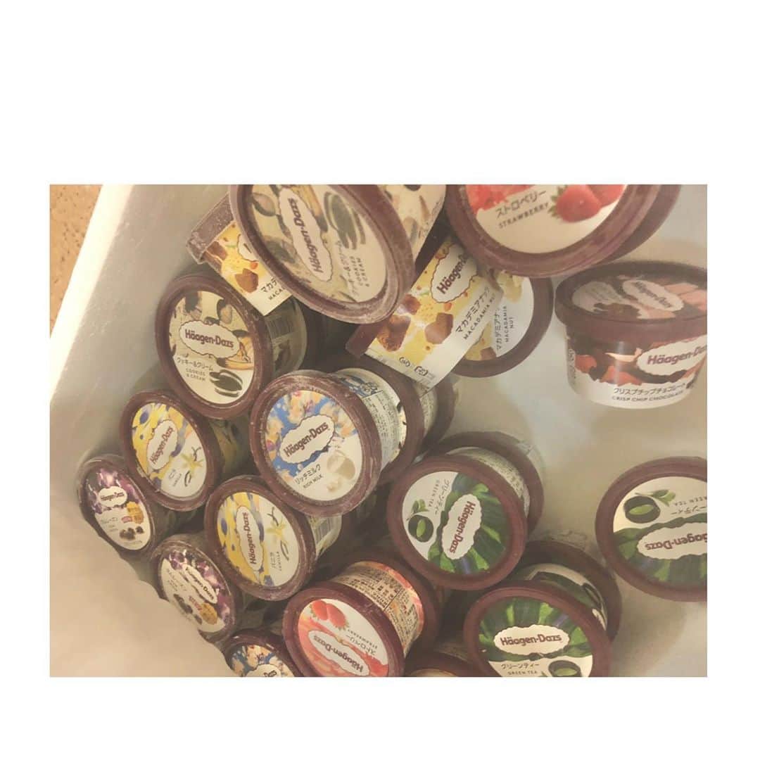 ベンドラメ礼生のインスタグラム：「2020.09.03  これを見て 食べたくなったあなたは合格。  @haagendazs_jp  好みを聞かせて。」