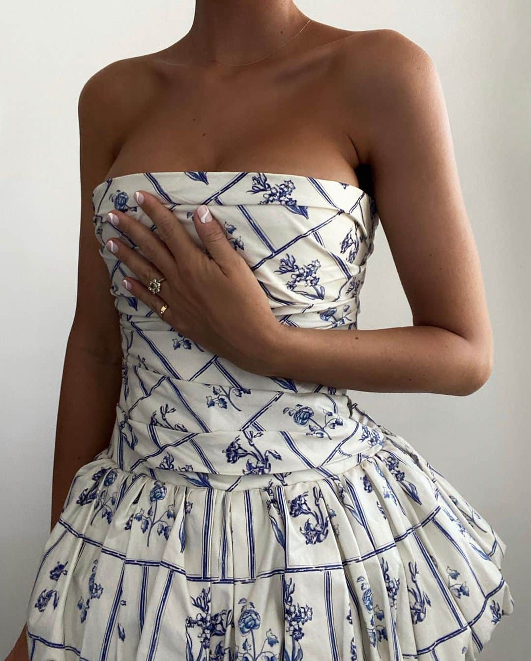 Mathilde Goehlerのインスタグラム：「Be you. For you.」