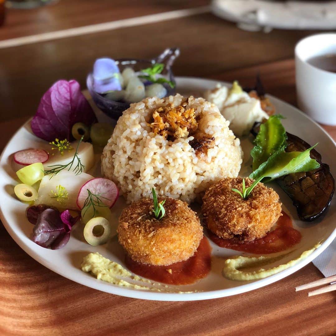 岡部亜紀のグルメインスタ