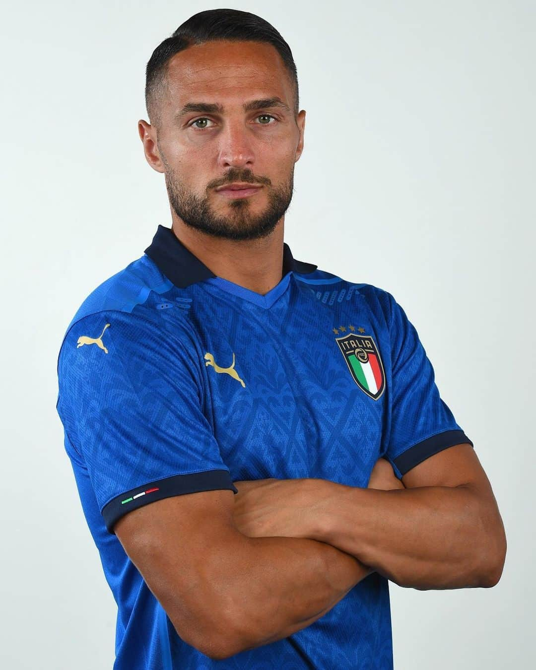 ダニーロ・ダンブロージオさんのインスタグラム写真 - (ダニーロ・ダンブロージオInstagram)「🇮🇹💙 @azzurri #italia#nationsleague @claudiovillaphotographer 📸」9月3日 18時34分 - danilodambrosioreal