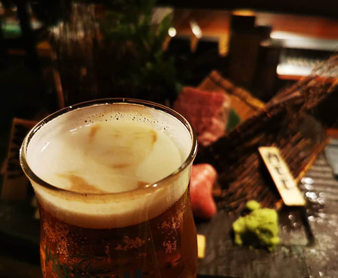 真壁伸弥さんのインスタグラム写真 - (真壁伸弥Instagram)「肉と酒 #おせわになってます  #でですけ」9月3日 19時03分 - makaberian5