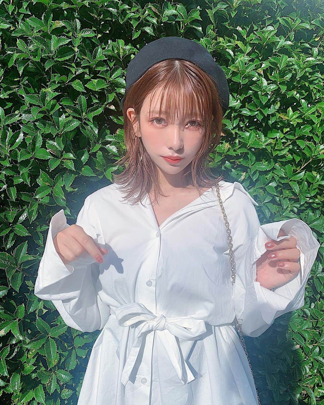 長谷川万射さんのインスタグラム写真 - (長谷川万射Instagram)「#ootd ✌🏻💓 . ゆるめのシャツかわいい。 わたしの身長でお尻隠れるくらい🍑 . . #code#男の子ママ#ママコーデ #ブランドはタグ付けてます🏷」9月3日 19時18分 - mayanyam712