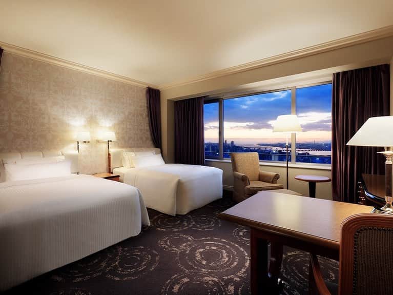 The Westin Osaka （ウェスティンホテル大阪）さんのインスタグラム写真 - (The Westin Osaka （ウェスティンホテル大阪）Instagram)「お部屋でコースディナーが楽しめる記念日におすすめの宿泊プランはいかがでしょうか？ 21 階以上の高層階ラグジュアリールーム。都会の喧騒を離れて、記念日を 2 人きりでお祝いしませんか？天気が良ければ、お部屋からサンセットも？！ ————————————————— #ステイケーション #おこもりステイ #ルームサービス #アマデウス #大阪 #大阪ホテル #GOTOトラベル #GOTOトラベルキャンペーン #GOTOキャンペーン #ホテル巡り #ホテル好きな人と繋がりたい #ラグジュアリーホテル #大人の贅沢 #ホテル朝食 #優雅な朝食 #ホテルステイ #大人の休日 #旅行好き女子 #タビジョ ————————————————— Tag @westinosaka to share your image with us. #WestinOsaka #ウェスティンホテル大阪」9月3日 10時42分 - westinosaka