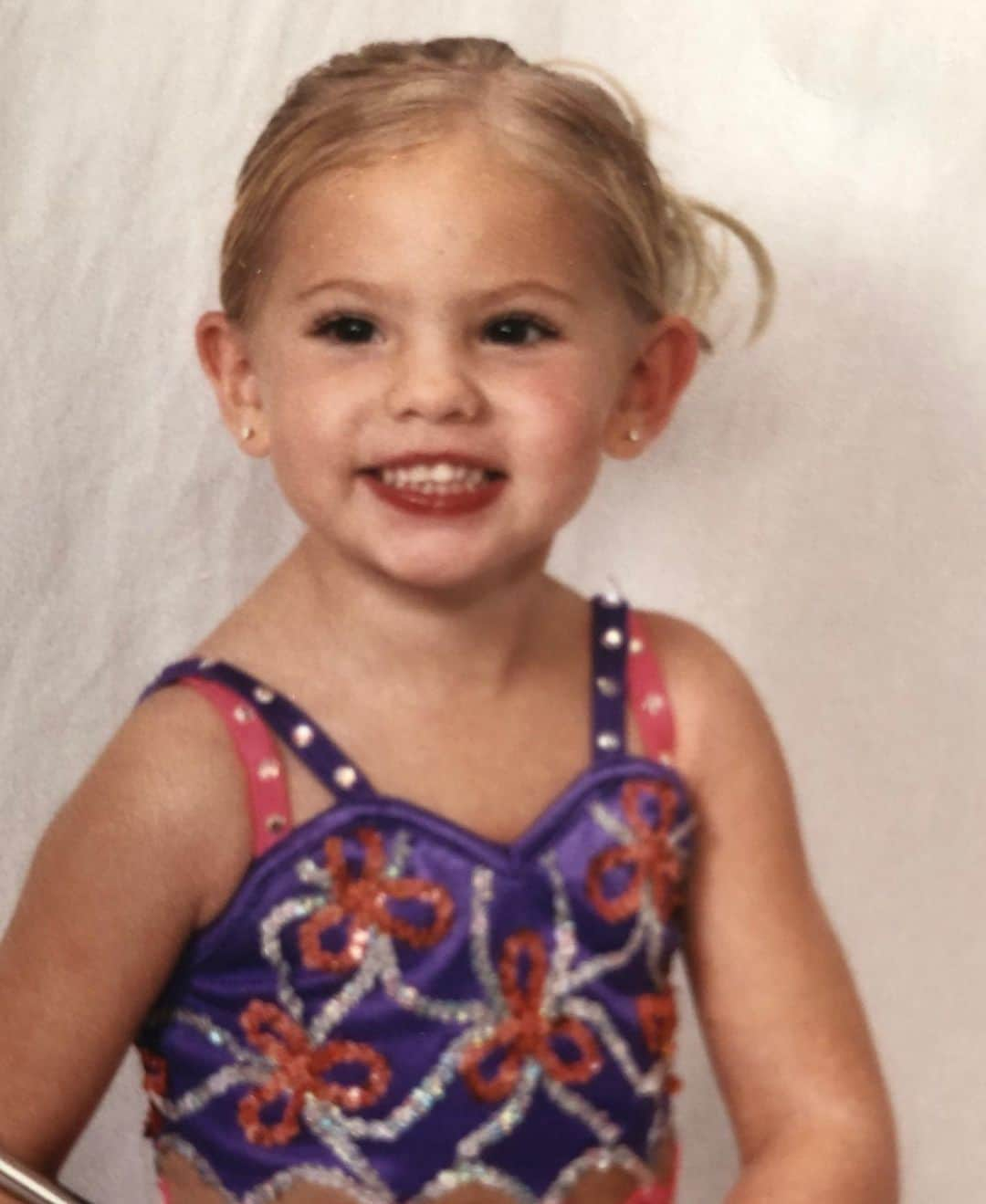 ジョーディン・ジョーンズさんのインスタグラム写真 - (ジョーディン・ジョーンズInstagram)「#styledbymom #pictureday」9月3日 11時01分 - jordynjones