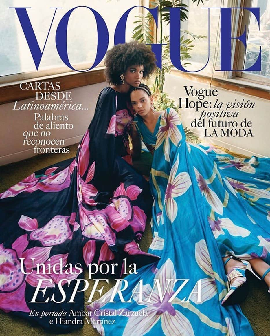 ロダルテさんのインスタグラム写真 - (ロダルテInstagram)「Love @ambar_cristalz and @hiandramartinez wearing Rodarte’s FW20 Hand Painted Gowns for the September issue of @voguemexico (ph: @renellaice, styled by @gabriellak_j). #rodarte」9月3日 11時17分 - rodarte