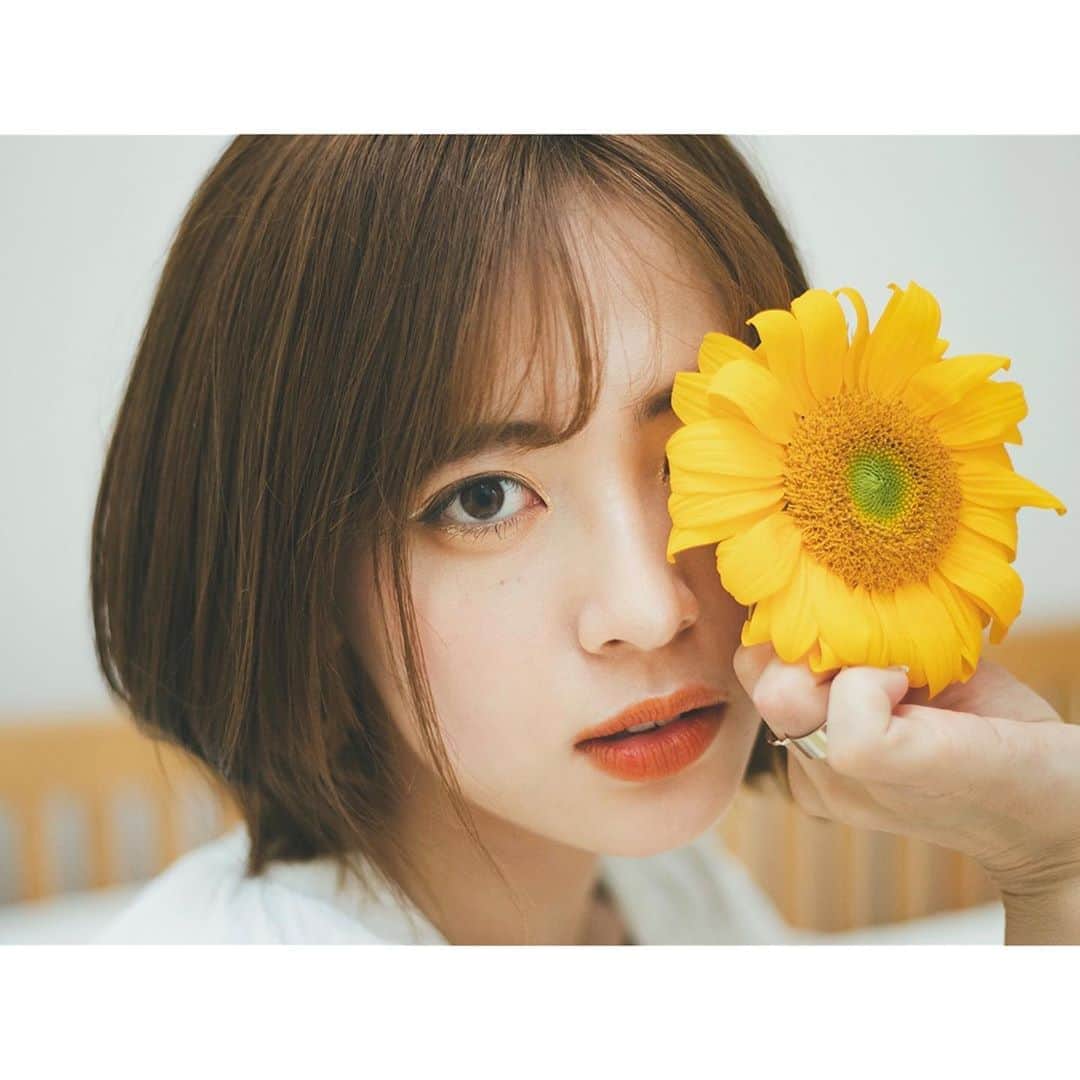 のインスタグラム：「というかもう9月だね ･ 夏どこいった…？ 9月初日から涼しすぎてびびった ･ ･ #最近ハッシュタグサボってます  #ハッシュタグめんどくさい」