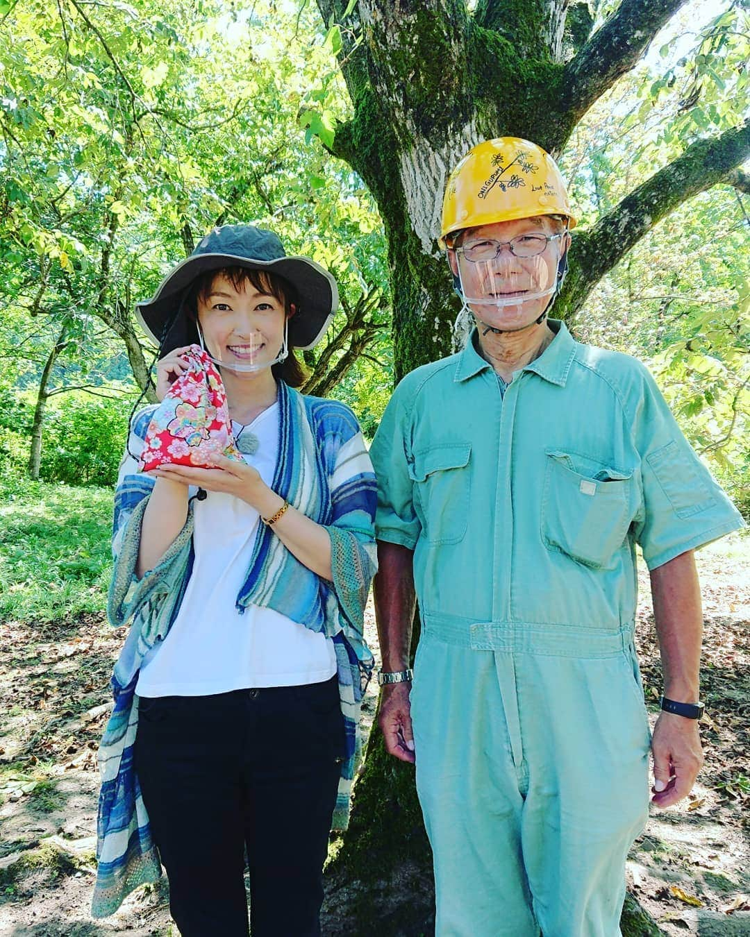 伊勢みずほさんのインスタグラム写真 - (伊勢みずほInstagram)「Mother  Tree 🌳  今日も素敵な県境人にお会いしました✨  穏やかで優しくて まるで強い陽射しから私たちを守ってくれる木陰のような、心の広い方でした✨🌳✨  #県境から行ってみずほ #水曜見ナイト #ロケ #暑い #38℃ #木陰 #お母さんの木 #感謝 #しあわせ #ありがとうございます😊 #伊勢みずほ #フリーアナウンサー #naturephotography #nature #naturelovers #naturegeography #自然 #🐻」9月3日 12時05分 - isemizuhoo