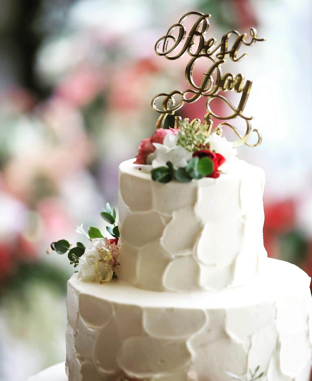 TAKE and GIVE NEEDS(T&G公式) さんのインスタグラム写真 - (TAKE and GIVE NEEDS(T&G公式) Instagram)「・ 【#weddingpcake 】 ・ メインテーブル装花とあわせた ケーキの装飾💐 ・ 会場👉 #青山迎賓館 ・ 【#tg花嫁】 ↑タグ付けしてフォロー&投稿お願いします☺︎ ＝＝＝＝＝＝＝＝＝＝＝＝＝＝＝＝＝＝＝＝＝＝＝＝＝ 結婚式準備に役立つ情報や会場イベントなどウェディングに関する様々な情報は、公式twitterでお届けしているのでこちらもフォローお願いします！ プロフィール欄のURLをクリック👆 ＝＝＝＝＝＝＝＝＝＝＝＝＝＝＝＝＝＝＝＝＝＝＝＝＝ #takeandgiveneeds #テイクアンドギヴニーズ #tg花嫁」9月3日 11時59分 - takeandgiveneeds_official