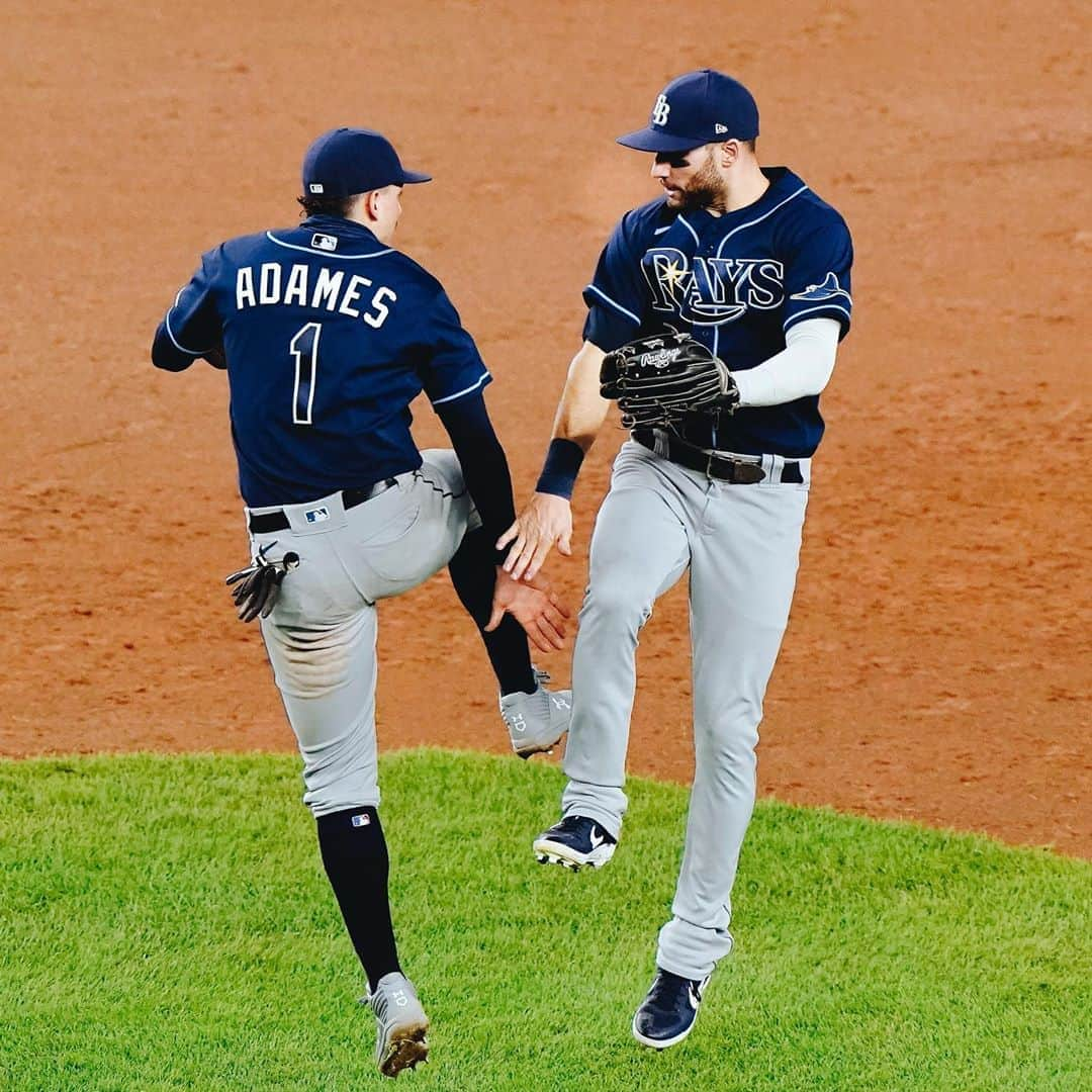 MLBさんのインスタグラム写真 - (MLBInstagram)「#RaysUp 4.5 games.  The Rays win again, taking the season series vs Yankees 8-2.」9月3日 12時29分 - mlb