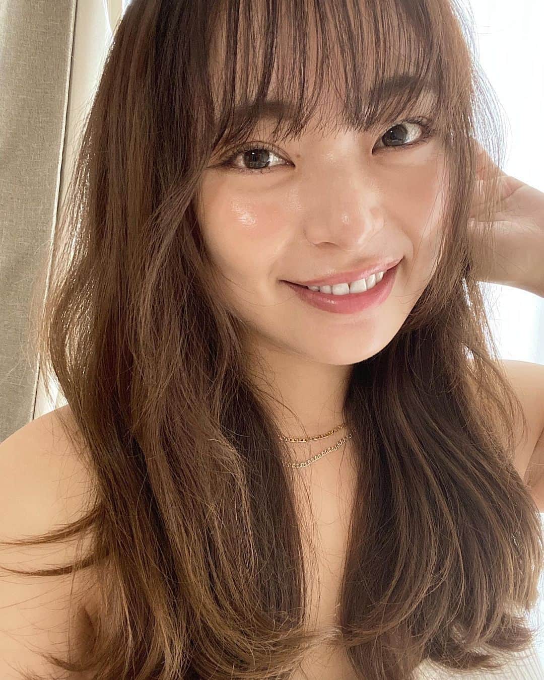 のインスタグラム：「✂︎𓂃◌𓂂 . . 久しぶりに前髪作った~ 𓏗𓏗 ☝︎  カラーもトリートメントもしてもらった𓍯  いい色！  . @willehair  @shiga_man  . ◡̈⃝ ᵗʱᵃᵑᵏઽ *◌♡⃝ ⑅⃝ . . . .  #hair#hairstyle#hairmake#make#salon#salonmodel #model#photo#photoshoot#shoot#girl#love#Instagood #サロモ#サロンモデル#モデル#撮影#메이크업#데일리록#일본 #粉我#ビジョビ#newhair」