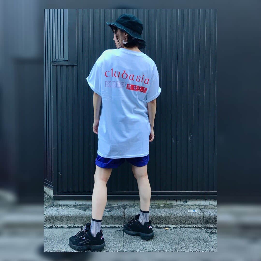 Yun chiのインスタグラム：「Return T🐉🪐✨ . . . #KEEP_CLUBASIA @clubasia  @loungeneo  @glad_shibuya . . #ししゃも脚#血管 #なんか悪い顔してる」