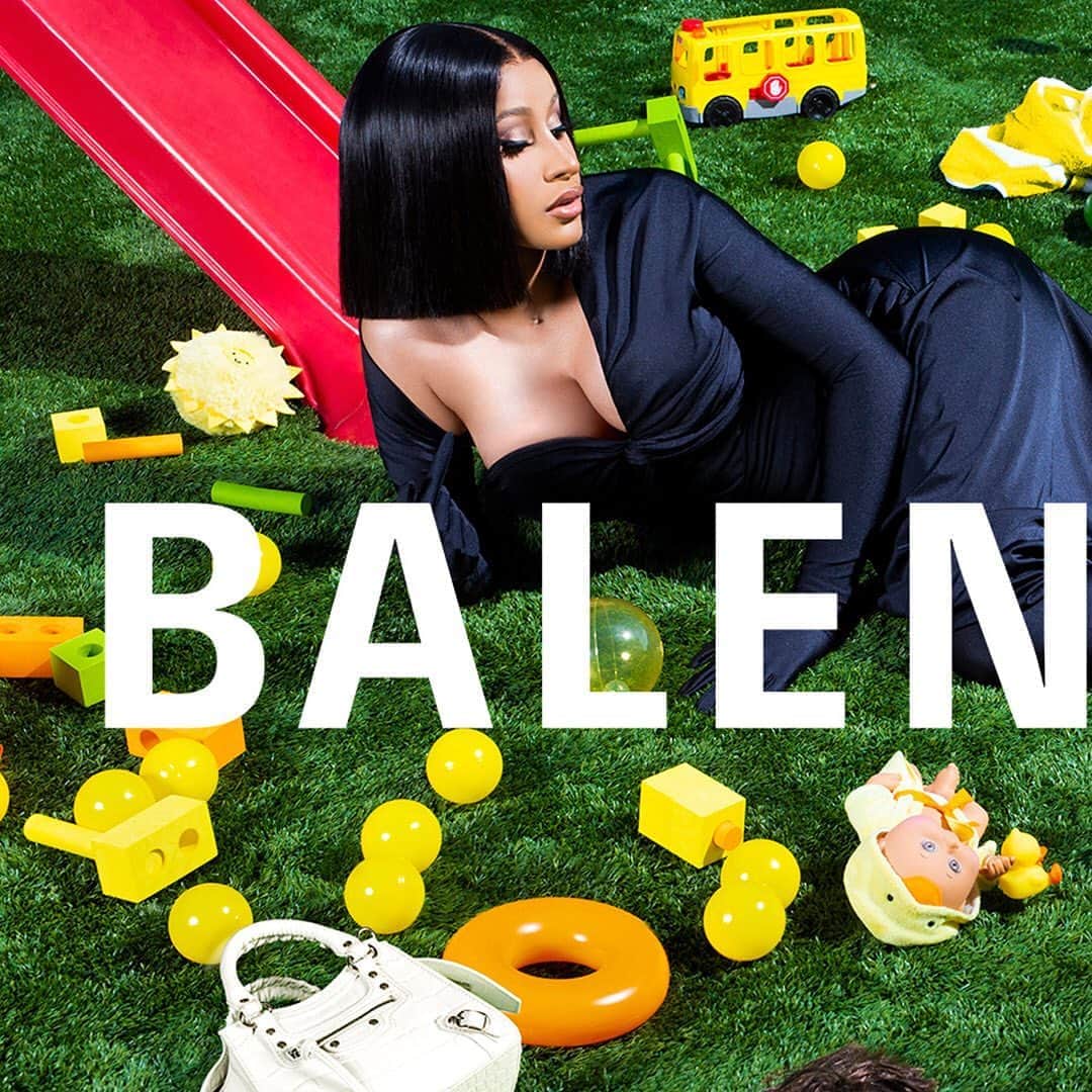 HYPEBEASTさんのインスタグラム写真 - (HYPEBEASTInstagram)「@hypebeaststyle: @balenciaga has enlisted @iamcardib to star in its new Winter 2020 campaign. The brand stated, “limited by a lockdown of epic proportions, the Winter 20 campaign images are self-styled and self-produced by Balenciaga’s far-reaching network of friends, connected through their screens while isolated at home.” ⁠⠀ Photo: Balenciaga」9月3日 15時36分 - hypebeast